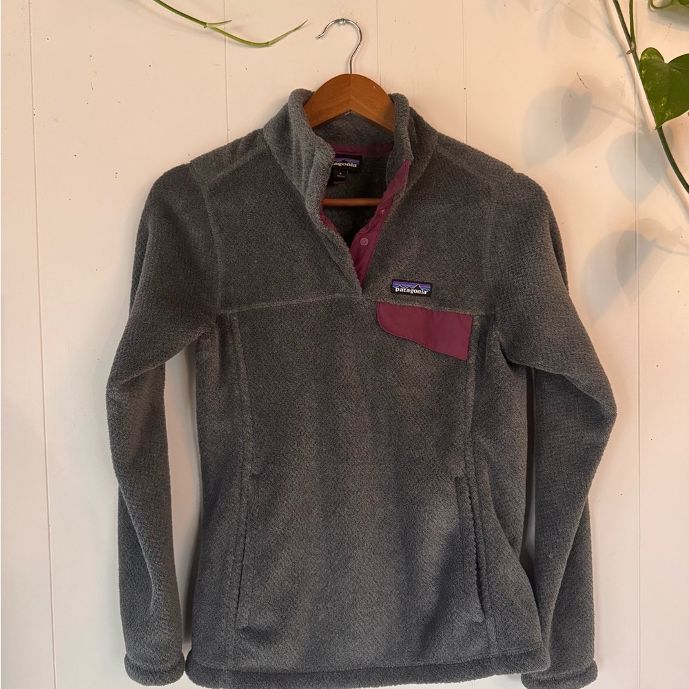 Patagonia Heathered Gray Jacket with Plum Accents